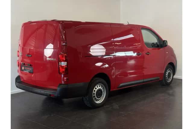 Toyota Proace (2024) thumbnail 4