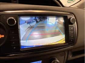 Toyota Yaris (2015) thumbnail 15