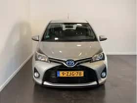 Toyota Yaris (2015) thumbnail 4