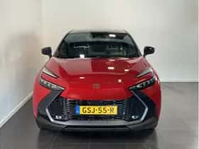 Toyota C-HR (2024) thumbnail 3