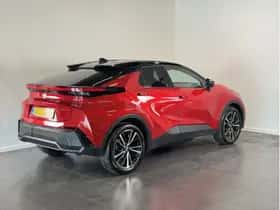 Toyota C-HR (2024) thumbnail 6