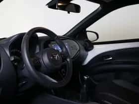 Toyota Aygo X (2025) thumbnail 6