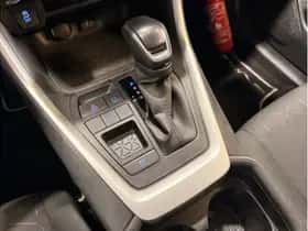 Toyota RAV4 (2021) thumbnail 20