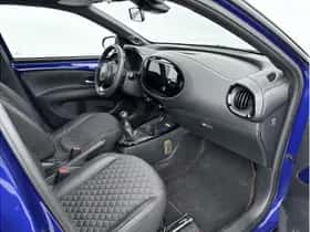 Toyota Aygo X (2024) thumbnail 13