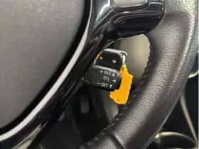 Toyota Aygo (2016) thumbnail 12