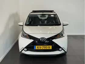 Toyota Aygo (2016) thumbnail 4