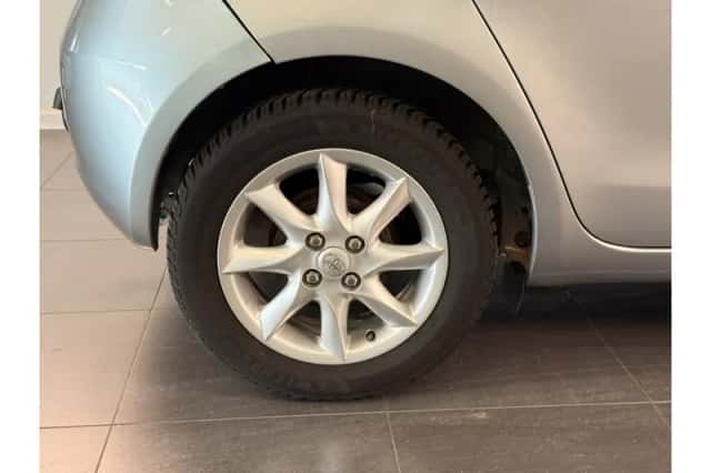 Toyota Yaris (2008) thumbnail 6