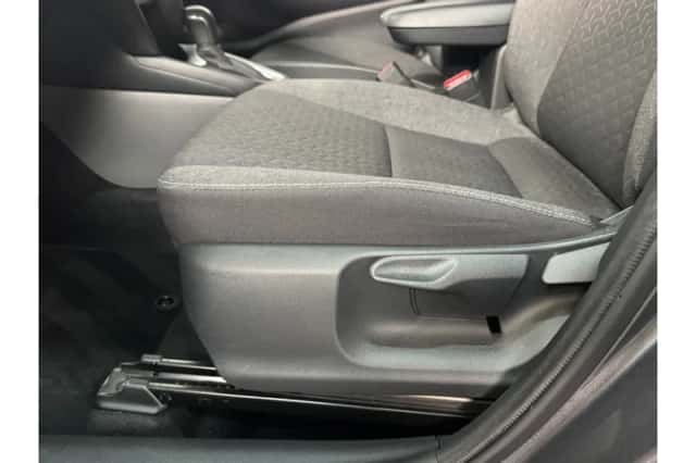 Toyota Yaris Cross (2023) thumbnail 6