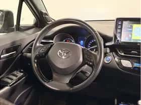 Toyota C-HR (2020) thumbnail 13