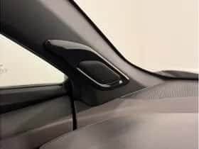 Toyota C-HR (2020) thumbnail 21