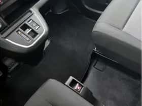 Toyota Proace (2025) thumbnail 9