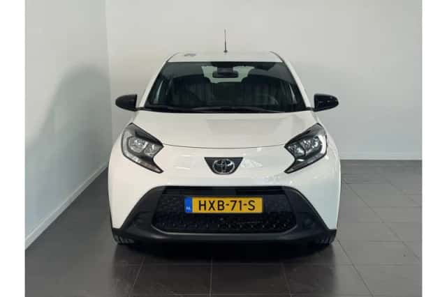 Toyota Aygo X (2025) thumbnail 3