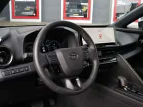 Toyota C-HR (2025) thumbnail 14