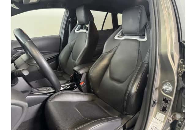 Toyota Corolla (2021) thumbnail 6
