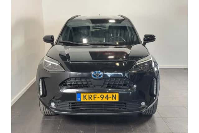 Toyota Yaris Cross (2023) thumbnail 3