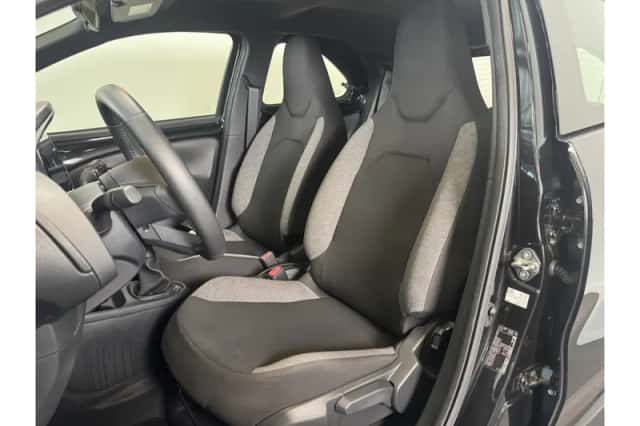 Toyota Aygo X (2024) thumbnail 6