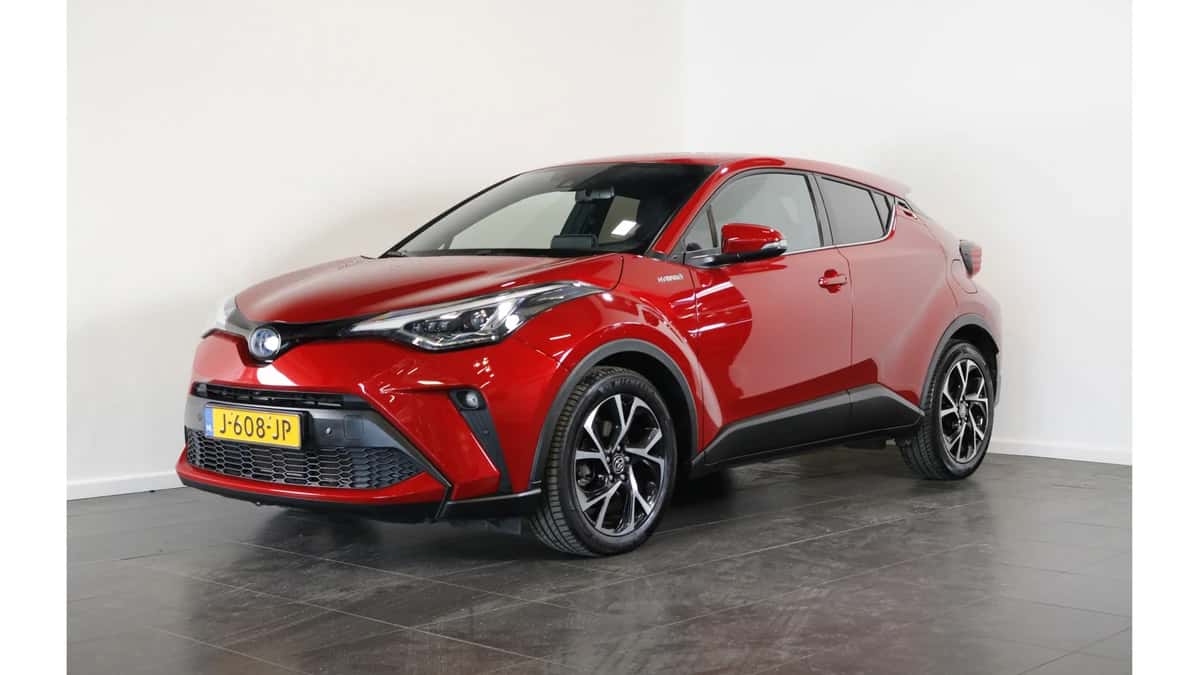 Toyota C-HR (2020) — foto 1