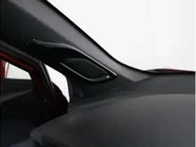 Toyota C-HR (2020) thumbnail 18