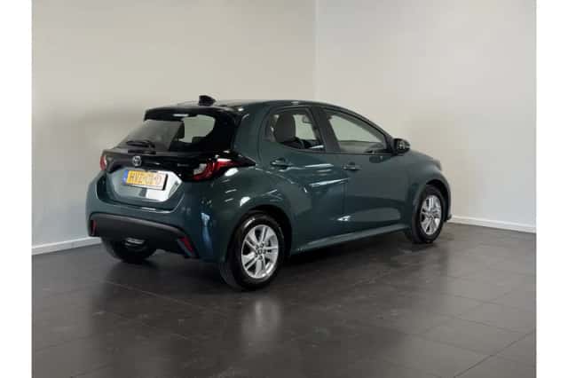 Toyota Yaris (2025) thumbnail 4