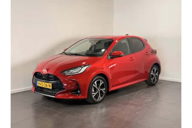 Toyota Yaris (2025) thumbnail 1
