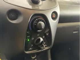 Toyota Aygo (2020) thumbnail 13
