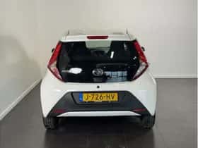 Toyota Aygo (2020) thumbnail 6