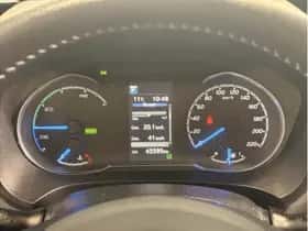 Toyota Yaris (2020) thumbnail 16
