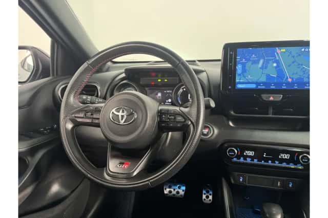 Toyota Yaris (2022) thumbnail 5