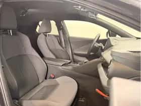 Toyota C-HR (2025) thumbnail 7