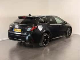 Toyota Corolla (2022) thumbnail 3