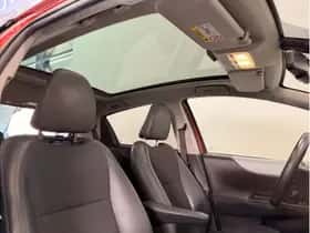 Toyota Yaris (2013) thumbnail 10