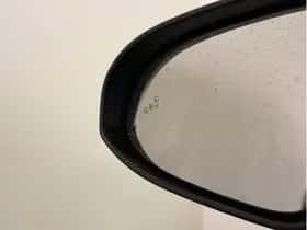 Toyota C-HR (2020) thumbnail 7