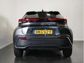 Toyota C-HR (2025) thumbnail 5