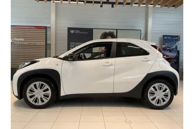 Toyota Aygo X (2023) thumbnail 2