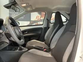 Toyota Aygo X (2023) thumbnail 7