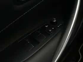Toyota Corolla (2025) thumbnail 14