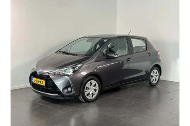 Toyota Yaris (2019) thumbnail 1