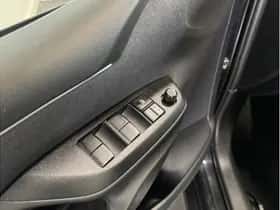 Toyota Yaris (2023) thumbnail 10