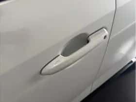 Toyota RAV4 (2024) thumbnail 11