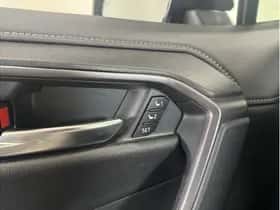 Toyota RAV4 (2024) thumbnail 13