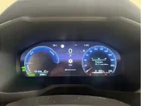 Toyota RAV4 (2024) thumbnail 17