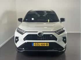 Toyota RAV4 (2024) thumbnail 3