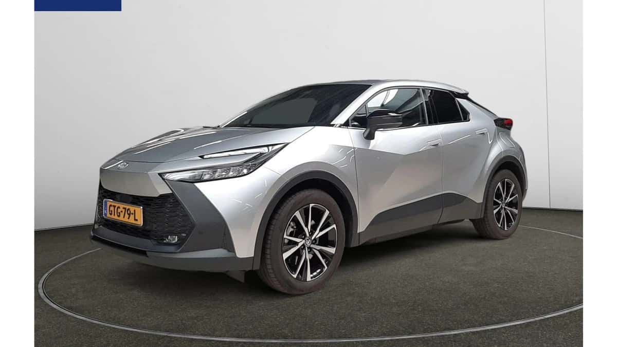 Toyota C-HR (2024) — foto 1