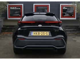 Toyota C-HR (2025) thumbnail 6