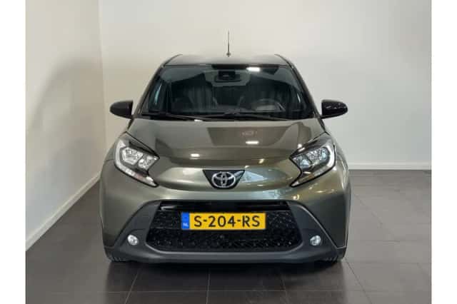 Toyota Aygo X (2022) thumbnail 2