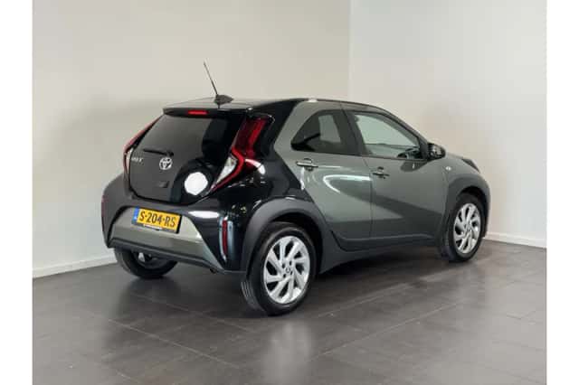 Toyota Aygo X (2022) thumbnail 5