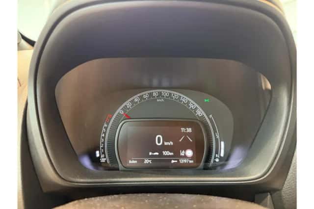 Toyota Aygo X (2025) thumbnail 2