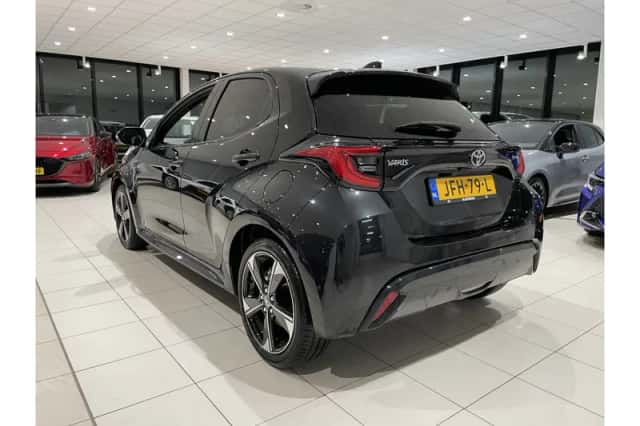 Toyota Yaris (2025) thumbnail 6