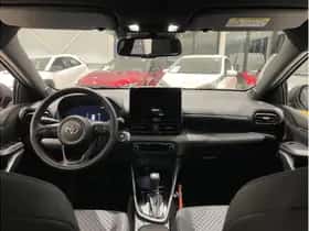 Toyota Yaris (2025) thumbnail 9