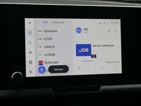 Toyota C-HR (2025) thumbnail 17